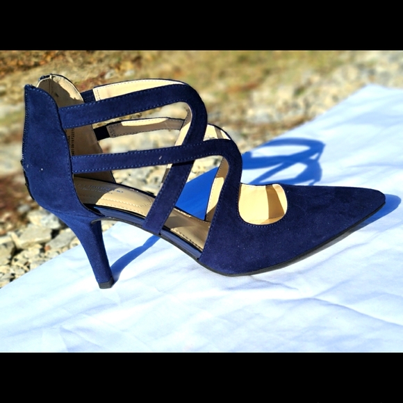 Liz Claiborne Shoes - Liz Claiborne Womens Helen Heels Indigo Size 9.5